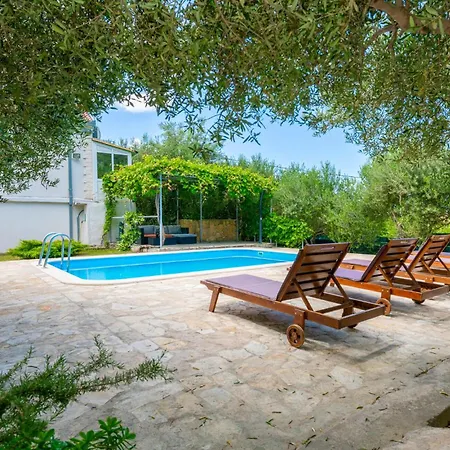 Lovely In Kastel Sucurac With House Sea View Holiday home Kastela